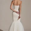 Adelpha Tulle Hem Fishtail Gown i elfenben