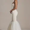 Adelpha Tulle Hem Fishtail Gown i elfenben