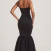 Adelpha Tulle Hem Fishtail Gown i svart