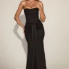Aisra Satin Peekaboo Bandeau Draped Gown i svart
