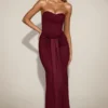 Aisra Satin Peekaboo Bandeau Draped Gown i vinrött