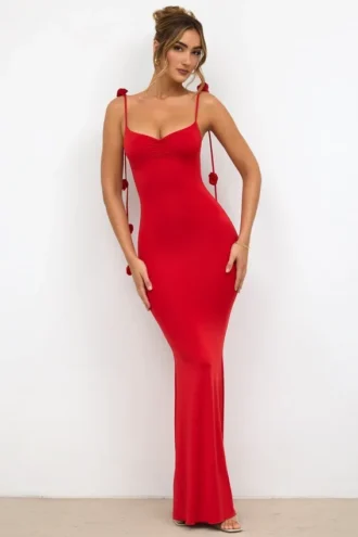 Aldona Slinky Jersey Rose Detail Evening Gown i scharlakansrött