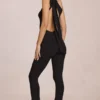 Alira Modal One-Shoulder Jumpsuit i svart