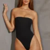 Allegra bandeau-bodys i svart