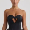 Amora Embellished Heart Cut-Out Strapless Corset Top i svart