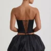 Amora Embellished Heart Cut-Out Strapless Corset Top i svart