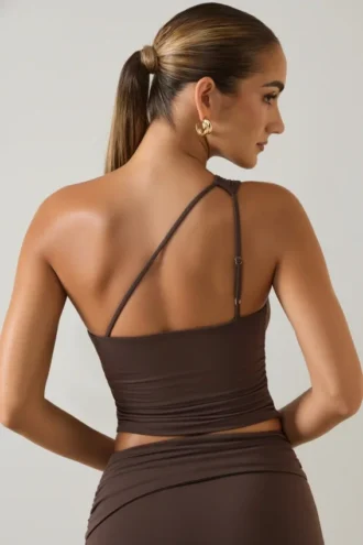 Andi Modal One-Shoulder Top i chokladbrunt