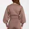 Antonia stickade minishorts med medelhög midja i färgen Mocha