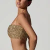 Ariana Embellished Cut-Out Crop Top i guld