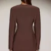 Azelie miniklänning med enkelknäppt blazer i chokladbrunt