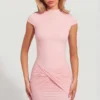 Blair Jersey Turtleneck Ruched Backless Miniklänning i rosa