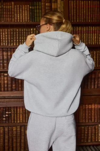 Broderad oversized-hoodie i gråmelerad