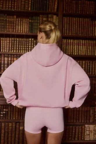 Broderad oversized-hoodie i puderrosa