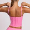 Cassandra vinylkorsett-crop-top med bygel i rosa