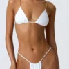 South Beach triangel-bikinitopp med kedjedekor i vitt