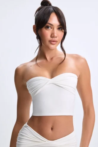 Edie Modal Twist-Front Bandeau Top i vitt