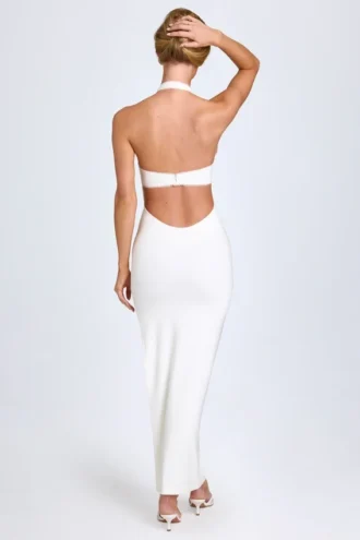 Elisana Modal Lace-Trim Halterneck Maxiklänning i vitt