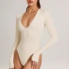 Elodie Modal Plunge långärmad bodys  i ivory