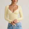 Emry Modal Ruched Long-Sleeve Top i Buttercream Yellow