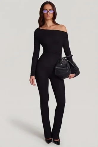 Erisen Modal Off-Shoulder Long-Sleeve Jumpsuit i svart