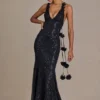 Etoile Embellished Plunge Open-Back Gown i svart