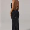 Feyre Embellished Cowl-Neck Backless Gown i svart