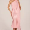 Giada Midaxi-klänning med scarf-detaljer i Blush Pink