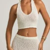 Gianna Bouclé halterneck crop top i vitt