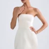 Haisley Bandeau Structured Tulip Miniklänning i elfenben