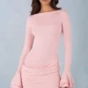Helena ribbad modalklänning med långa ärmar och draperad miniklänning i blushrosa