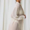 Hiva Oversized-skjorta med pärldetaljer i pärlvit