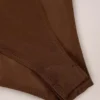 Intimates axelbandslös bodys i kastanjebrun