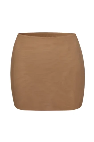 Intimates Mjuk mesh-minikjol med låg midja i färgen Almond