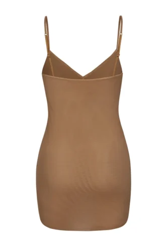 Intimates mjuk mesh-miniklänning med V-ringning i mandel