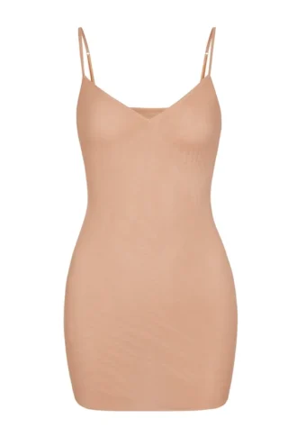 Intimates mjuk mesh-miniklänning med V-ringning i Warm Peach