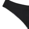 Intimates sömlös stickad string i svart