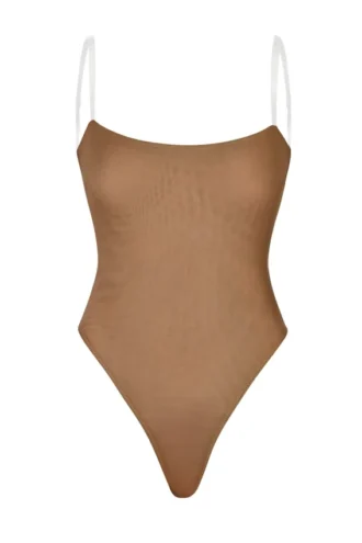 Intimates Soft Mesh Invisible Strap Thong Bodys i färgen Almond