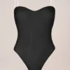 Intimates Strapless Bodys i svart