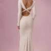 Isolde Lace Long-Sleeve Maxiklänning i ivory