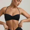 Jerika Slinky Jersey-bralett med metalldetaljer och halterneck i svart