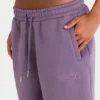 Joggingbyxor i borstad jersey med medelhög midja i färgen Dusk