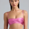 Kennedy Metallic Denim Cropped Bralette i Deep Pink