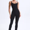 Kiki Modal Plunge Open-Back Flared Jumpsuit i svart
