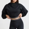Kort hoodie i stretchig bomullsfleece i svart