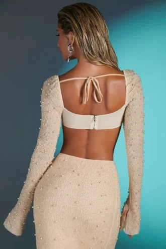 La Desirade Embellished Cowl Neck Crop Top i sand