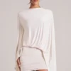 Lida draperad cape-miniklänning i ivory