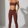 Långa leggings med fickor i brunt