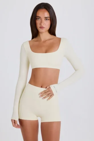 Långärmad crop top i kräm