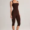 Luma Modal Bodycon-jumpsuit med fyrkantig halsringning i chokladbrunt