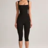 Luma Modal Bodycon-jumpsuit med fyrkantig halsringning i svart